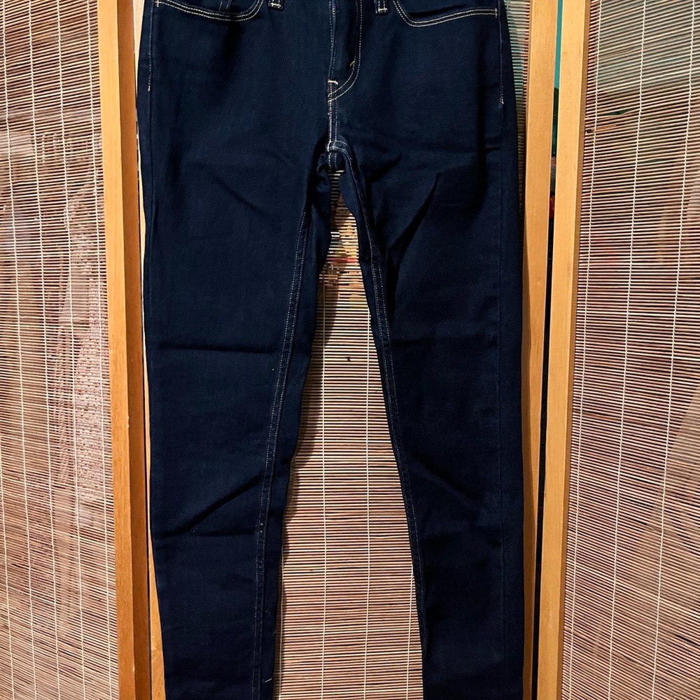 Levi’s Dark Blue Skinny Jeans